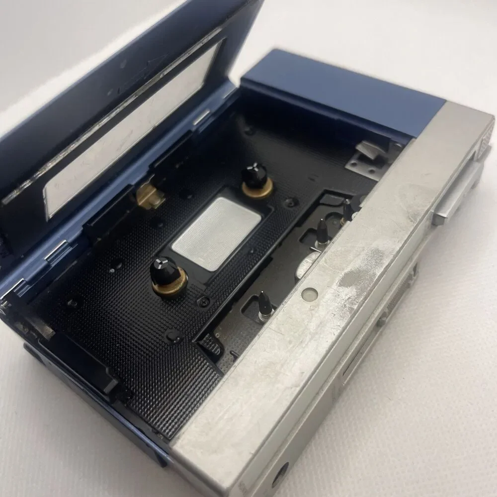 Sony TPS- L2 Walkman (Read Desc) Parts Or Repair